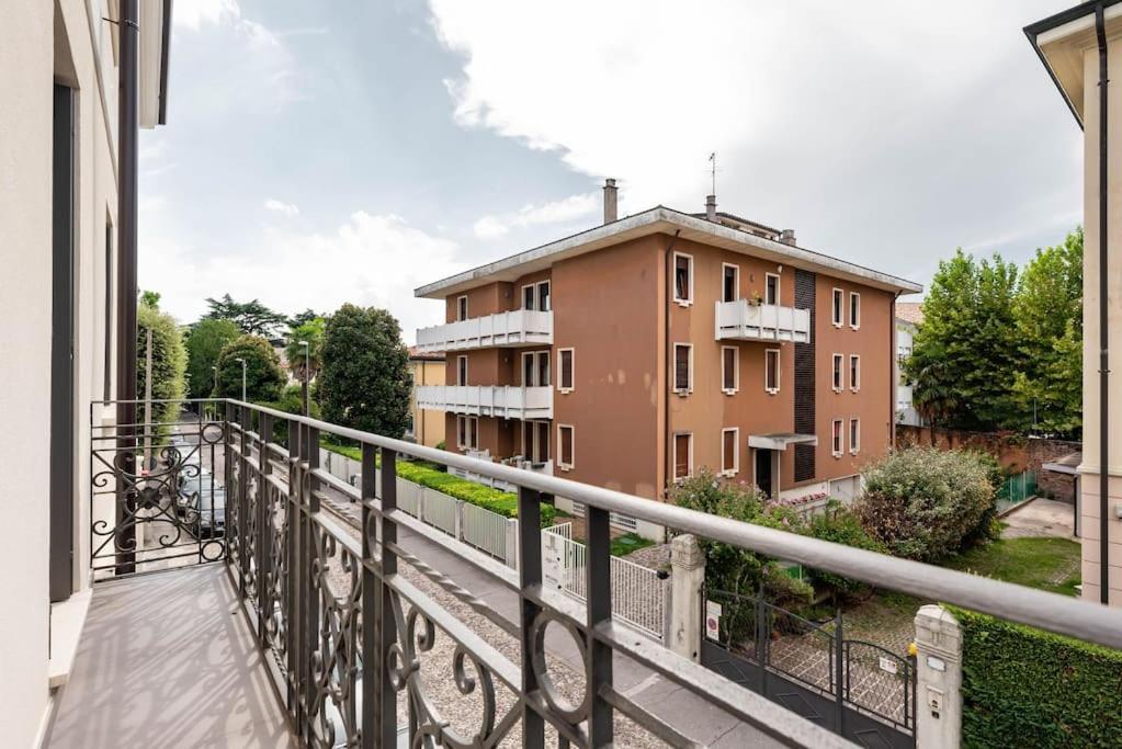 Apartamento Palazzo '900 Design Flats - Il Gran Salone Padua Exterior foto